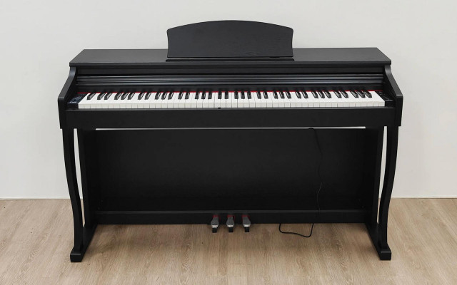 Černý digitální stage piano lesklé piano do domácnosti