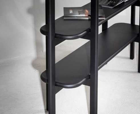  Stabiles Holzllregal Schwarz im Industrial Design mit Vintage-Charme