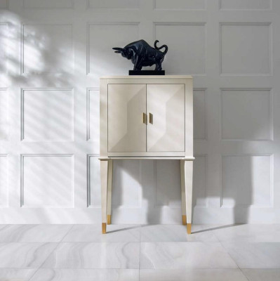 Kommode Schränke Kommoden Holz Luxus Sideboard Wohnzimmer Möbel Beige Schrank