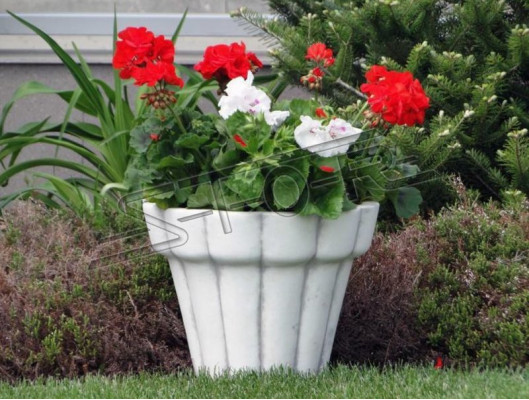 Blumenkorb Figuren Blumen Vase Gefäss Statue Garten Terrasse Dekoration