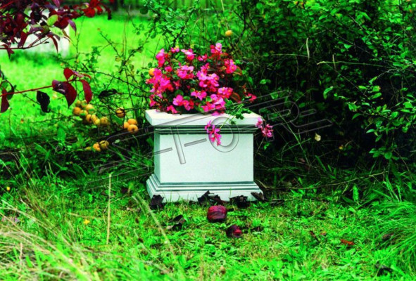 Blumenkübel Pflanz Kübel Natur Dekoration Figur Vasen Garten Blumentöpfe