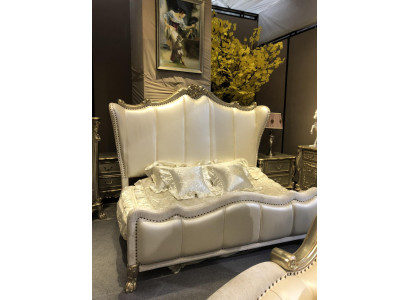 Klassisches Bett Barock Rokoko Chesterfield Stil Doppel Leder Hotel Antik Betten