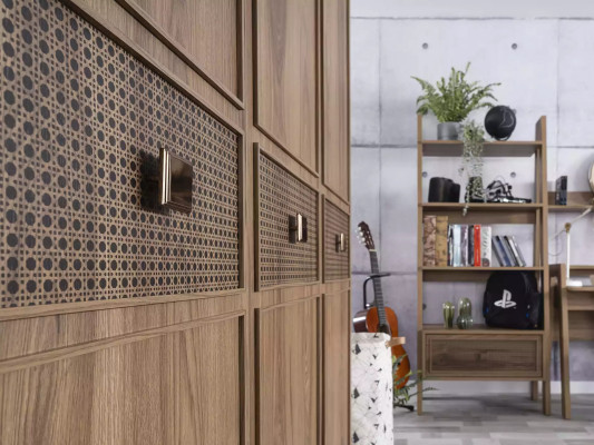 Kleiderschrank Schrank Holzschrank Schlafzimmer Möbel Holz Braun Neu