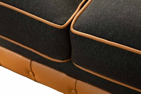 Stilvolles 4 Sitzer Wohnzimmer Sofa Polster Couch Big Couchen Chesterfield Leder Textil Neu