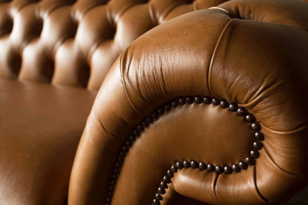 Sofa 4 Sitzer Couch Polster Chesterfield Sofa Sitz Leder Design Braun Möbel