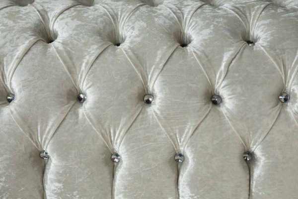 Dreisitzer Weiß Stoff Wohnzimmer Design Couchen Sofa Chesterfield Couch