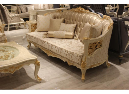 Exquisite Wohnzimmer Deluxe Sofa 3 Sitzer Edlem Sofa Beige Wohnzimmer Sofa