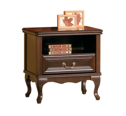 Chesterfield Bett Doppelbett Echtes Leder Polster Betten mit Swarovski möglich