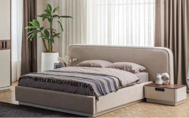 Stilvolle Schlafzimmer Möbel Designer Polster Doppelbett 2x Nachttische