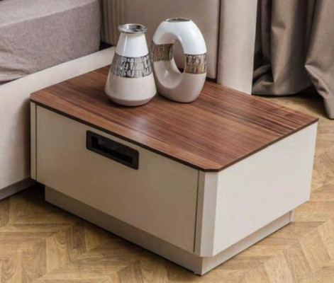 Stilvolle Schlafzimmer Möbel Designer Polster Doppelbett 2x Nachttische