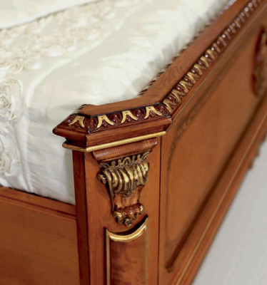 Bett Doppelbett Betten Schlafzimmer Bettrahmen Braun Holz Bettgestelle