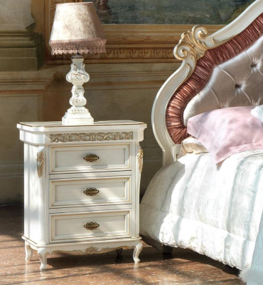 Design Schlafzimmer 5 tlg Komplett Set Bett Nachttisch Kommode Italienische Sets