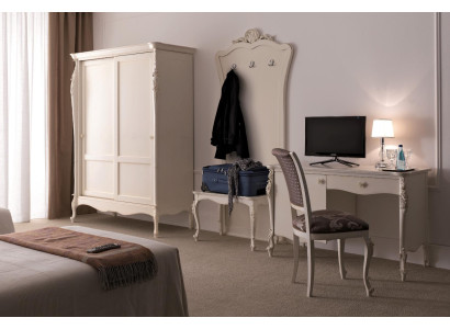 Klassisch Schlafzimmer Komplett Set Hocker Schreibtisch Kleiderschrank 5 tlg.