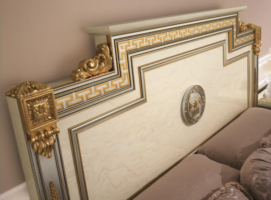 Klassisches Schlafzimmer Set Nachttische Bett Stil Holz Bett Italien Möbel 6tlg