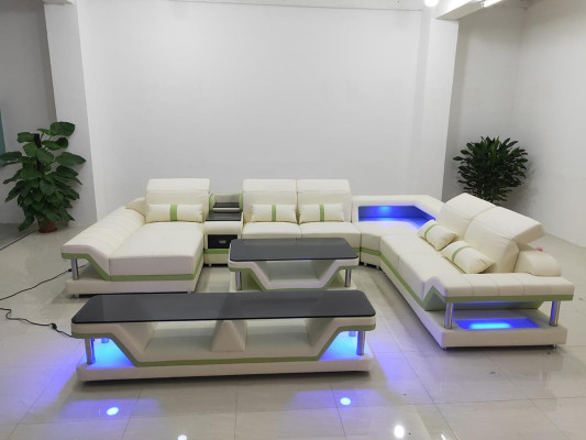 Moderne Design Wohnlandschaft Ecksofa Sofa Couch Polster rtv Couchtisch Leder