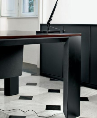 Design Schreibtisch Italienische Möbel Einrichtung Tisch Computermöbel Frezza