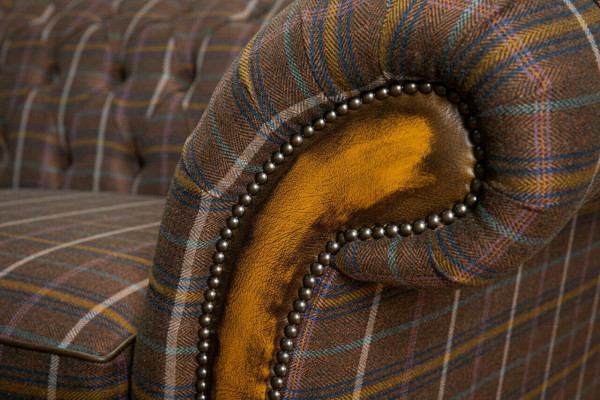 Klassische Chesterfield Sofa 3 Sitzer Design Sofas Polster Couchen Leder Braun