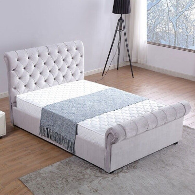 Klassisches Samt Textil Bett Doppel Hotel Betten Gepolsterte Schlazimmer 180x200 cm