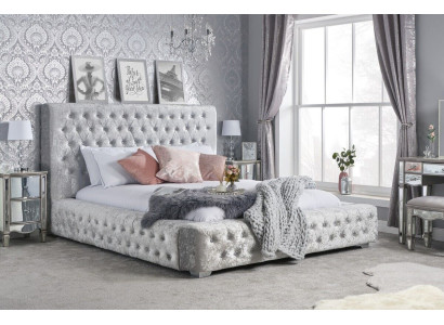 Graues Chesterfield Bett mit hohem Kopfteil Designer Doppelbett