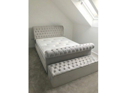 Englisches Designer Schlafzimmer Polster Betten Doppel Bett Hotel Chesterfield