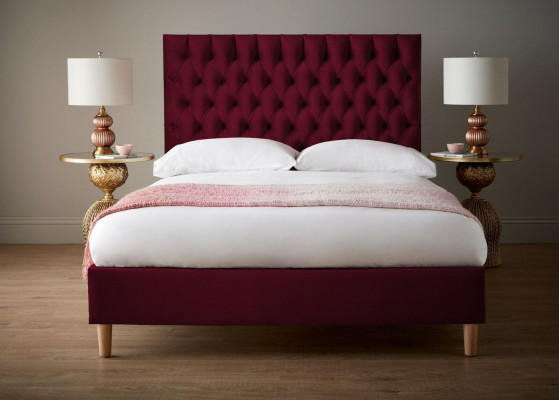 Rotes Chesterfield Bett Polsterbett Doppelbett Betten Big XXL Designer Luxus Bett 