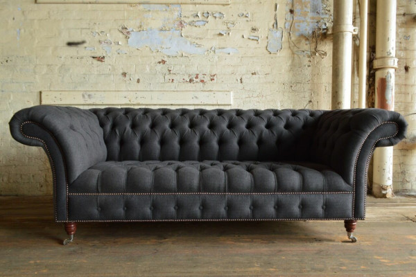Grauer Chesterfield Dreisitzer Luxus Wohnzimmer 3-er Couch
