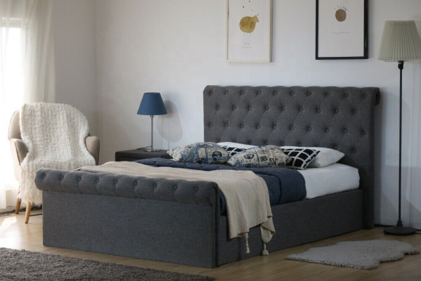 Chesterfield Klassisches Design Bett Polster Betten Textil 140x200cm