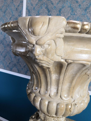 XXL Vase Tisch Dekoration Deko Vasen 69cm Antik Stil Skulptur Figur Kelch Rom