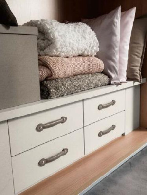 Luxus Kleiderschrank mit Schwebetüren Schlafzimmer Schrank Schränke Holz Modern